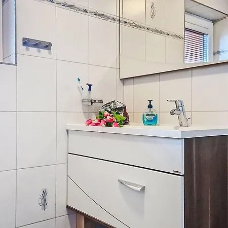 Apartment Maria By Interhome